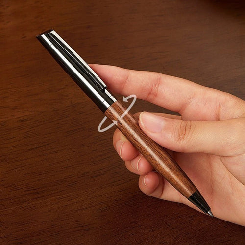 Bolígrafo Artesanal de Madera y Metal | Carácter y Dirección